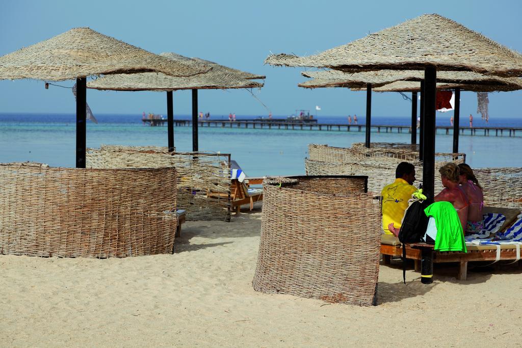 Three Corners Fayrouz Plaza Beach Resort Port Ghalib Exterior photo